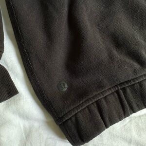 Lululemon women’s black hoodie in size 4